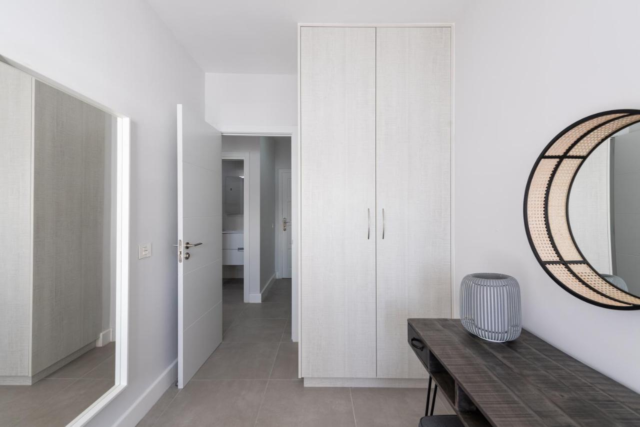 Living Las Canteras - BRIGHT BEACHFRONT Las Palmas de Gran Canaria Exterior foto